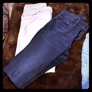 2 pair size 8L jeans 👖 Express and VS 🌸